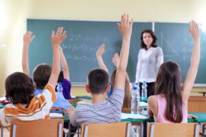 В Костанае начали собирать списки детей, чьи родители не против вакцинации 9 школьники