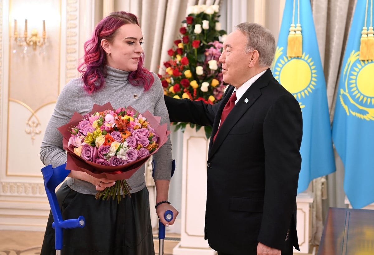 Ауэзова и Назарбаев