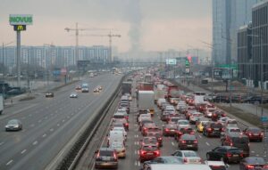 Как казахстанцы эвакуируются в Киеве без связи 9 казахстанцы в Киеве